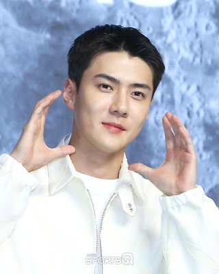 Click to view full size image
==============
sehunatmoon_28929.jpg sehunatmoon_28929.jpg