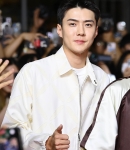 sehunatmoon_281129.jpg