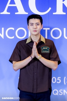 Click to view full size image
==============
Sehun_B2B_28829.jpg Sehun_B2B_28829.jpg