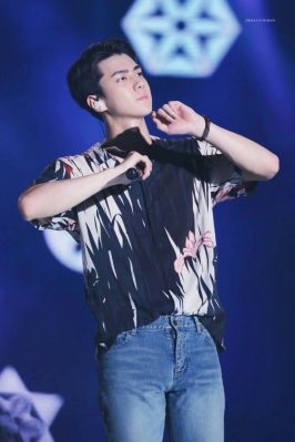 Click to view full size image
==============
lottesehun_281829.jpg lottesehun_281829.jpg