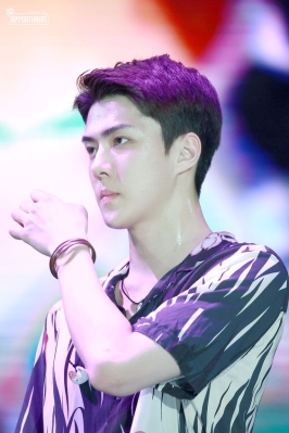 Click to view full size image
==============
lottesehun_281929.jpg lottesehun_281929.jpg