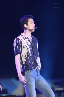 Click to view full size image
==============
lottesehun_282629.jpg lottesehun_282629.jpg