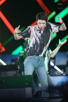 Click to view full size image
==============
lottesehun_283629.jpg lottesehun_283629.jpg