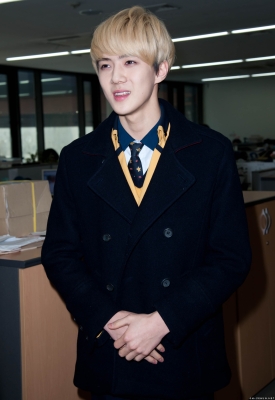 Click to view full size image
==============
graduation_28529.jpg graduation_28529.jpg