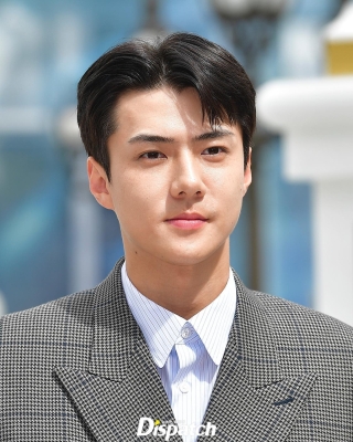 Click to view full size image
==============
sehun_at_dior_283029.jpg sehun_at_dior_283029.jpg